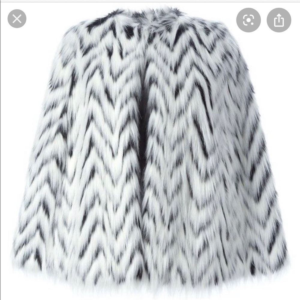 🌟MICHAEL KORS Faux Fur Chevron Pattern Jacket!🌟